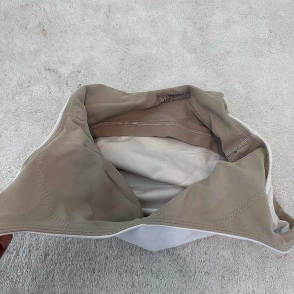 Lululemon align white tank 2 - Picture 4 of 8